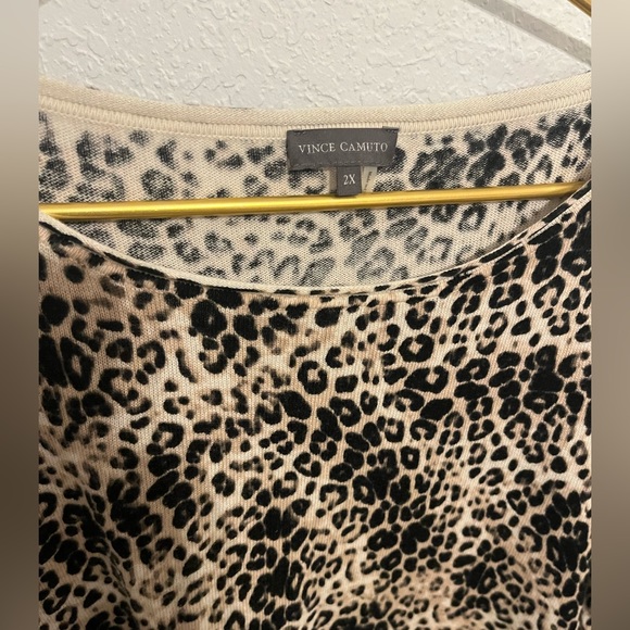 Vince Camuto size 2X animal print sweater - Picture 2 of 5